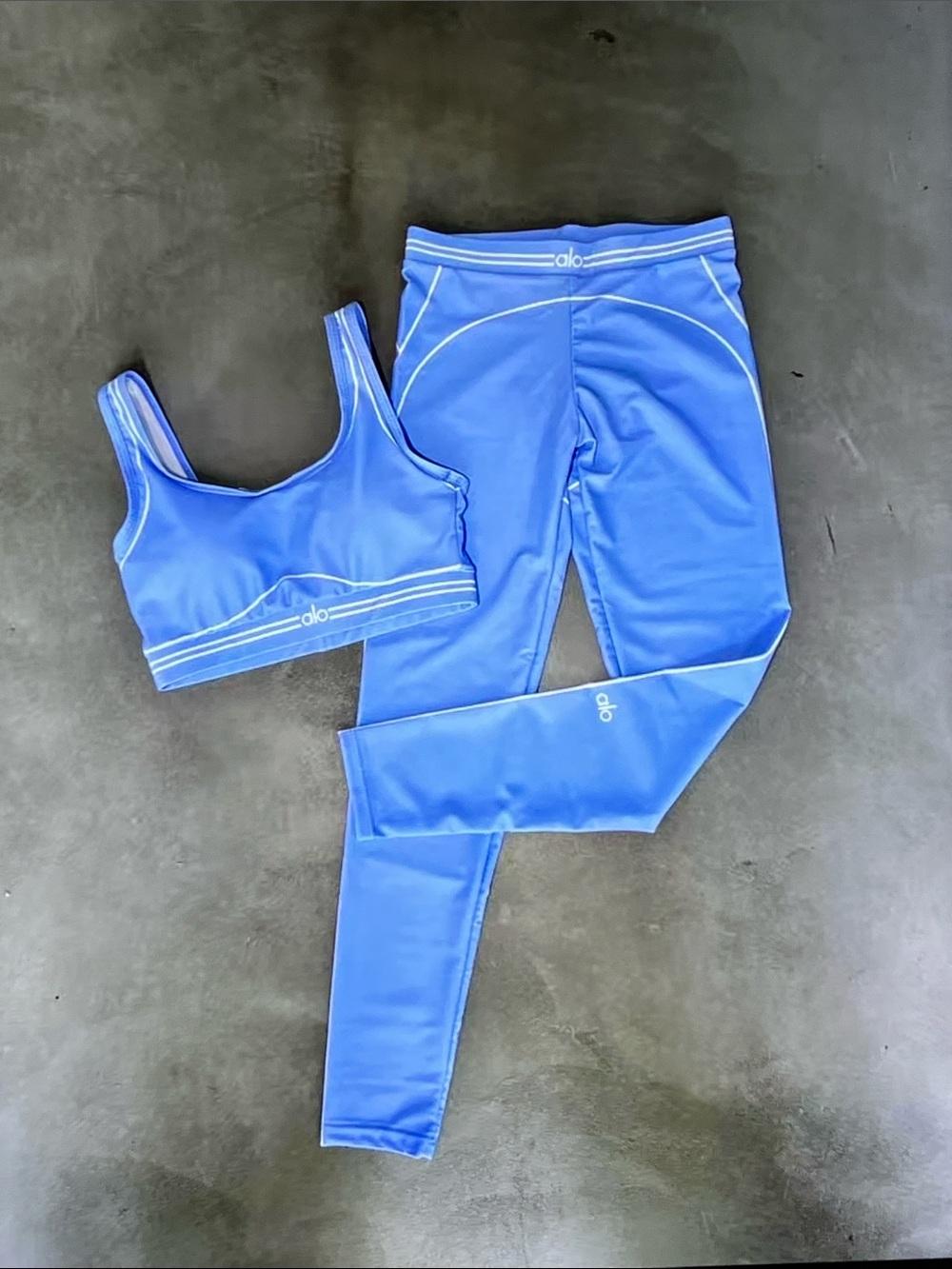 ALO Yoga Kids Royal Blue Performance Leggings with White Piping